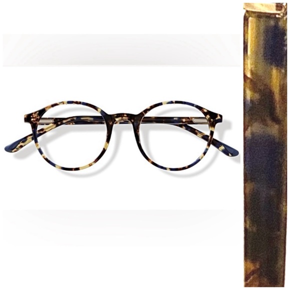 Tortoise Shell Glasses - Picture 8 of 8